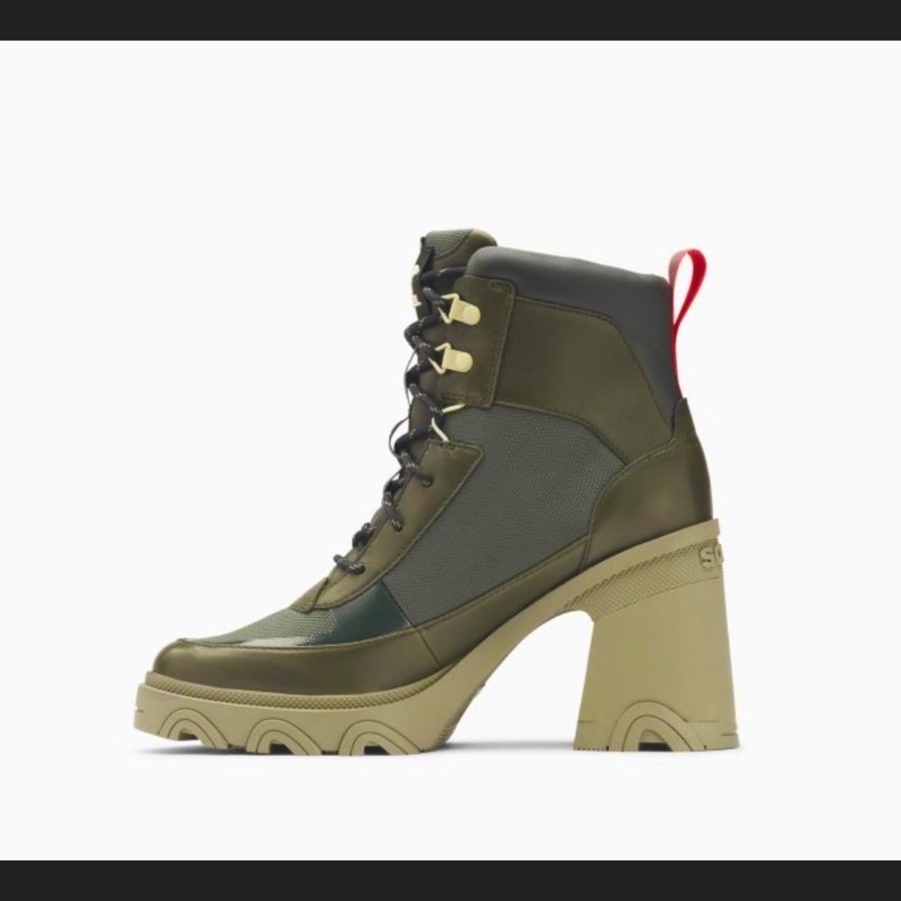 Sorel Brex Green hard to find lace up boots 7.5